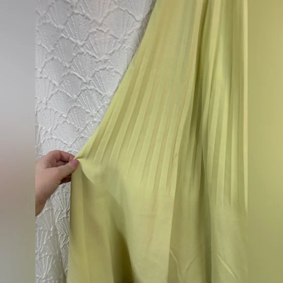 Club Monaco Split Pleat Size 2 Skirt - Picture 4 of 8